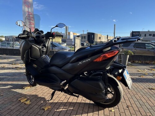 Yamaha X-Max 300 - immagine 4