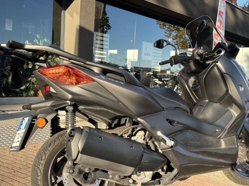 Yamaha X-Max 300 - immagine 6