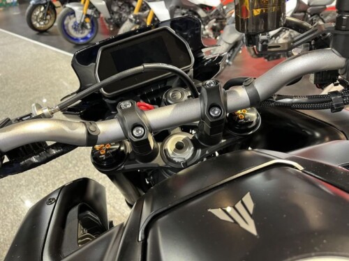 Yamaha MT-10 KM 0 - immagine 4