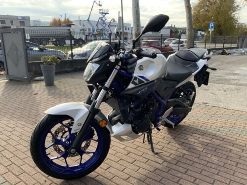 Yamaha MT-03 - immagine 3