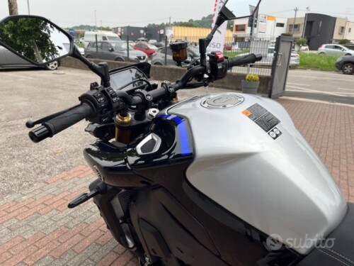 Yamaha MT-10 - immagine 7