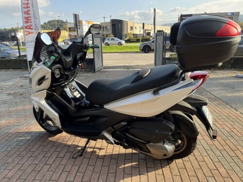 Kymco K-XCT 300i - immagine 9