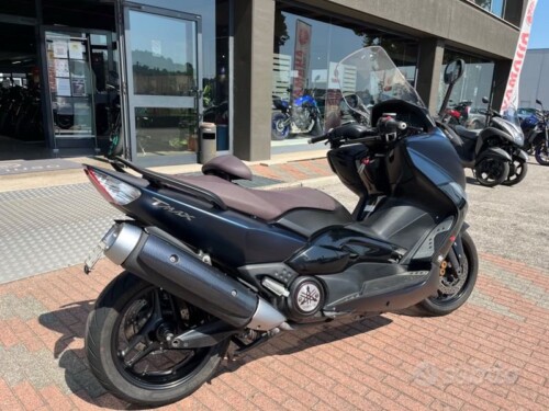 Yamaha T Max - immagine 4