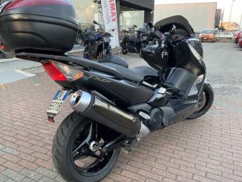 Yamaha T Max - immagine 5