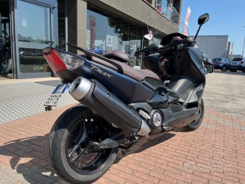 Yamaha T Max - immagine 6