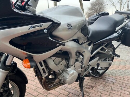 Yamaha FZ6 - immagine 9