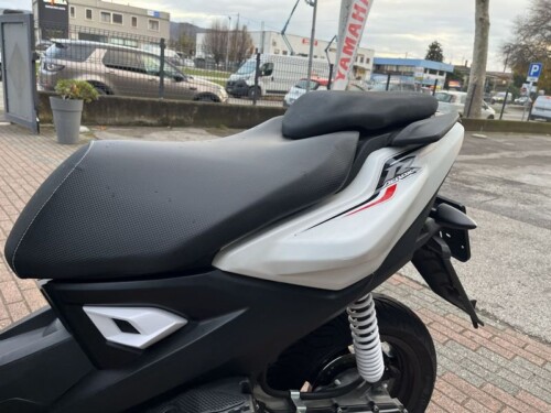 Yamaha Aerox 50 - immagine 9