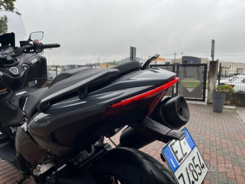 Yamaha T Max 560 - immagine 11