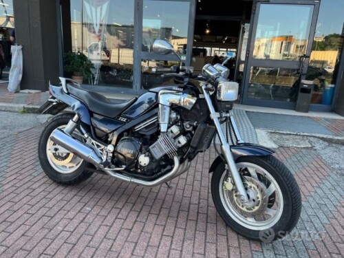 Yamaha FZX 750 - immagine 3