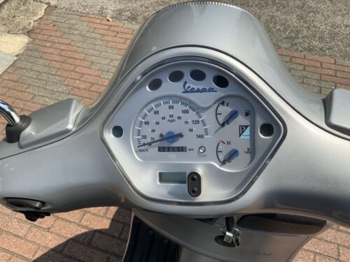 Vespa 200 L - immagine 5