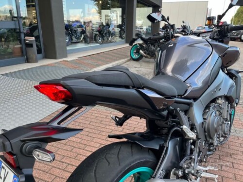 Yamaha MT-10 - immagine 7