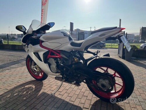 MV Agusta F3 675 - immagine 15