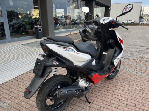 Yamaha Aerox 50 - immagine 4