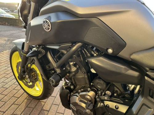 Yamaha MT-07 - immagine 15