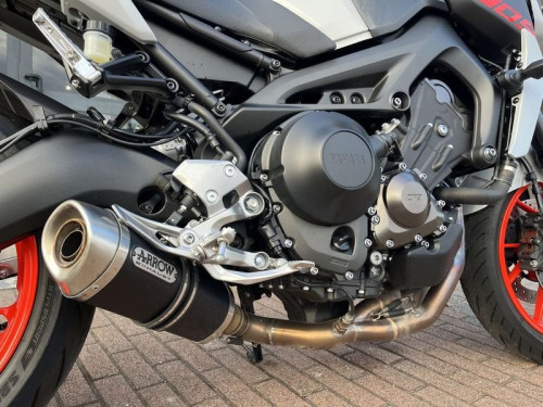 Yamaha MT-09 - immagine 5