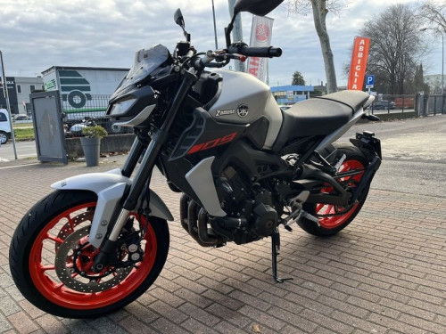 Yamaha MT-09 - immagine 10