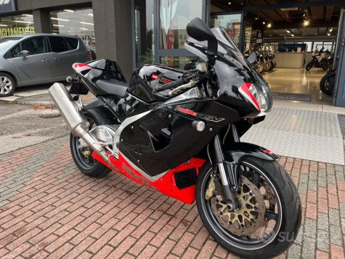 Aprilia RSV 1000 - immagine 2